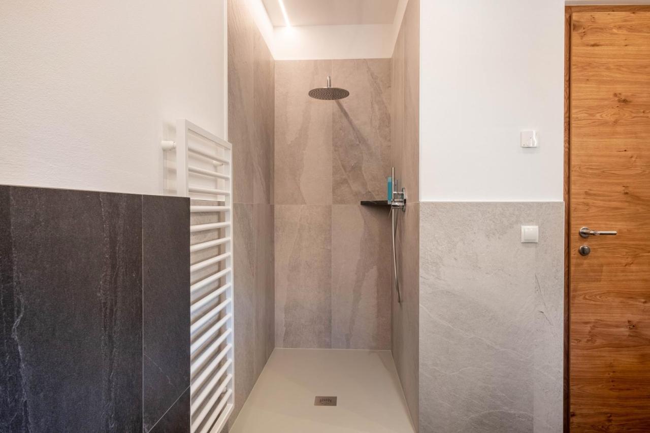 Luisl Hof - Apartment Pomum Cornaiano Bagian luar foto
